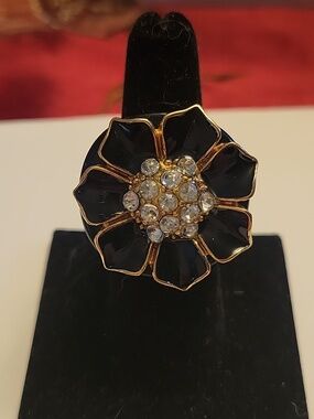 Acrylic Rhinestone Flower Ring